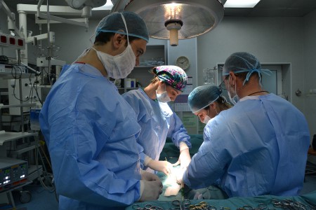 operatie, spital militar 7