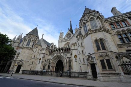 royal_courts_justice_nw030809_3