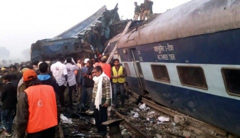 161120142729-01-indian-train-derailment-kanpur-exlarge-169